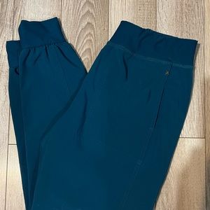 Cherokee iFlex jogger scrub pants
